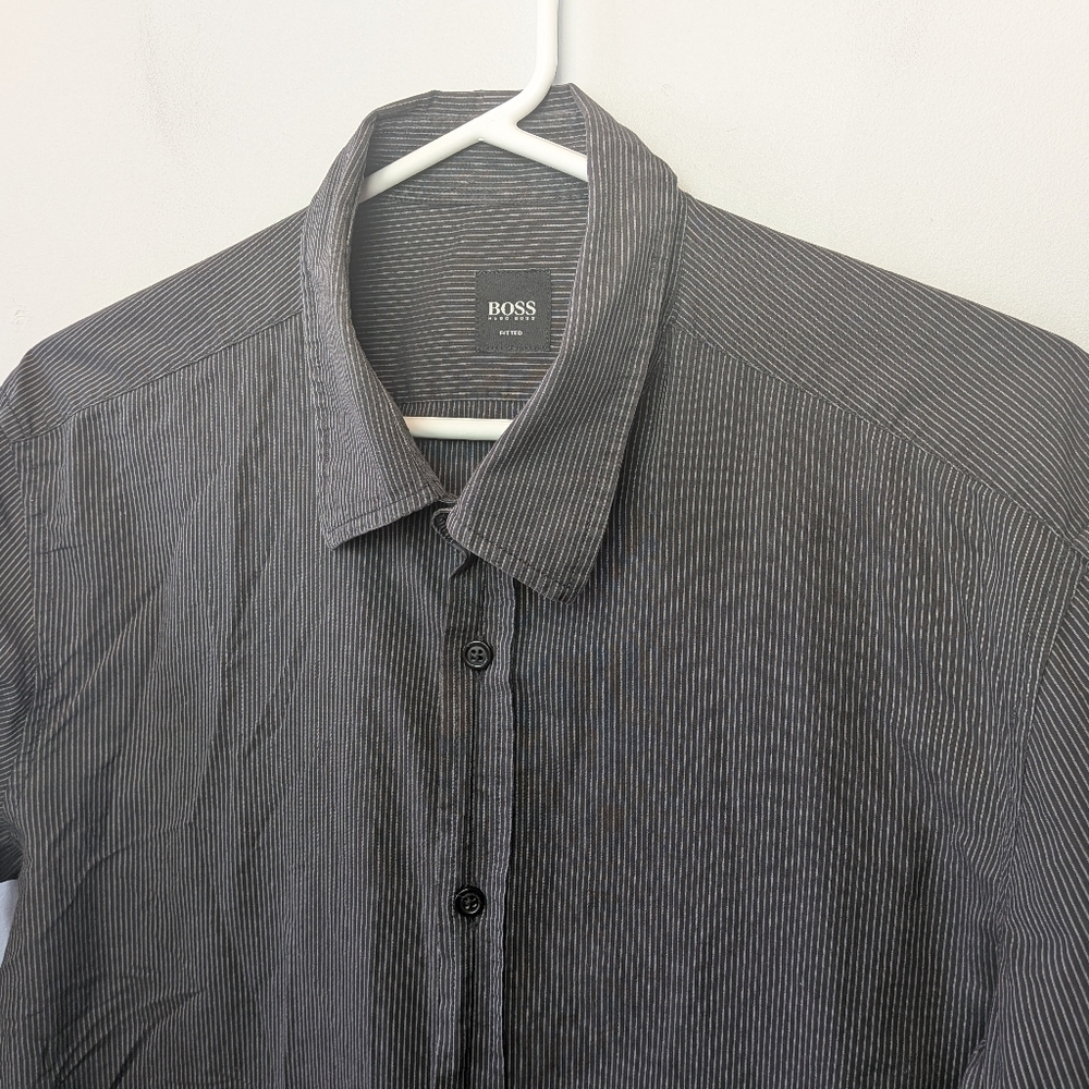 HUGO BOSS Stripes Men Button Down Shirt Long Sleeve Size L Fitted Black White